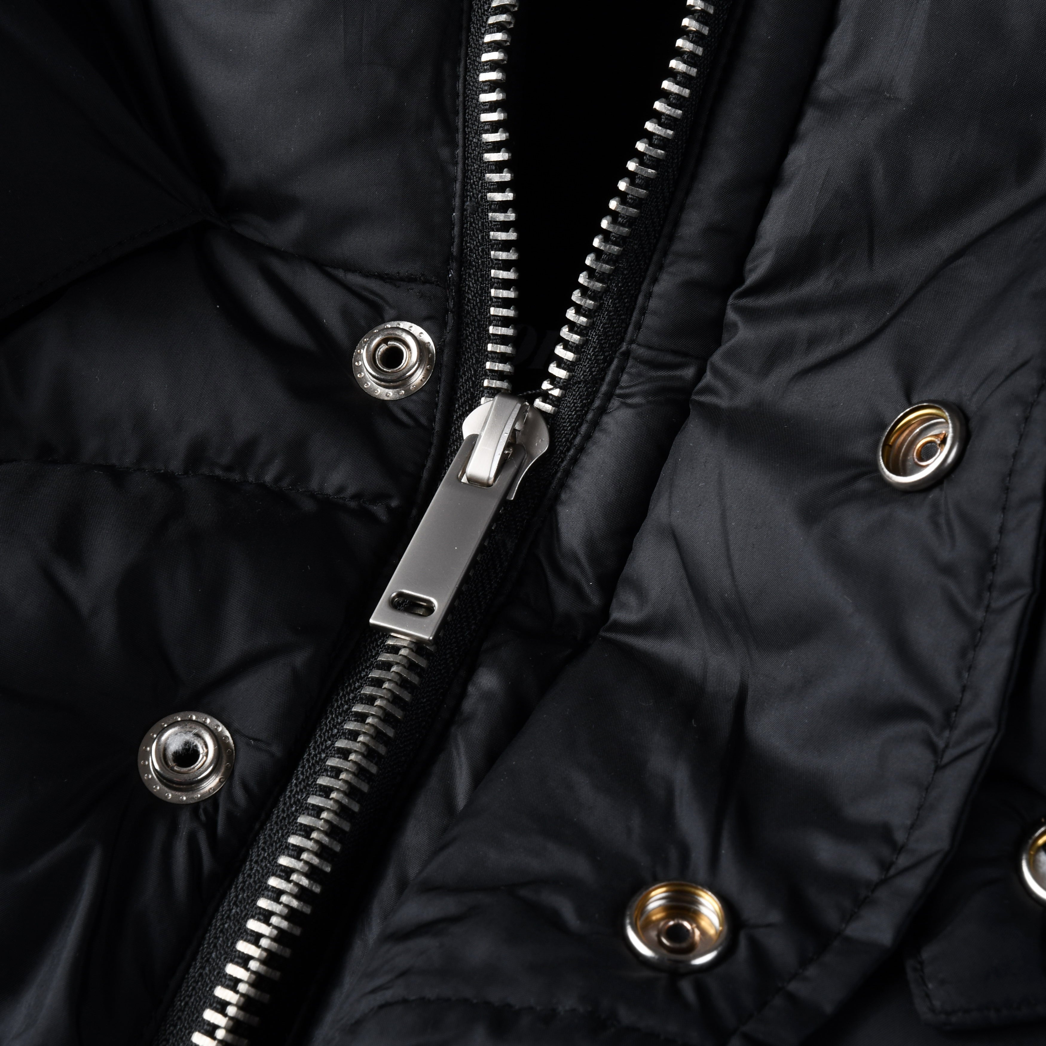 CROPPED PUFFER BLACK