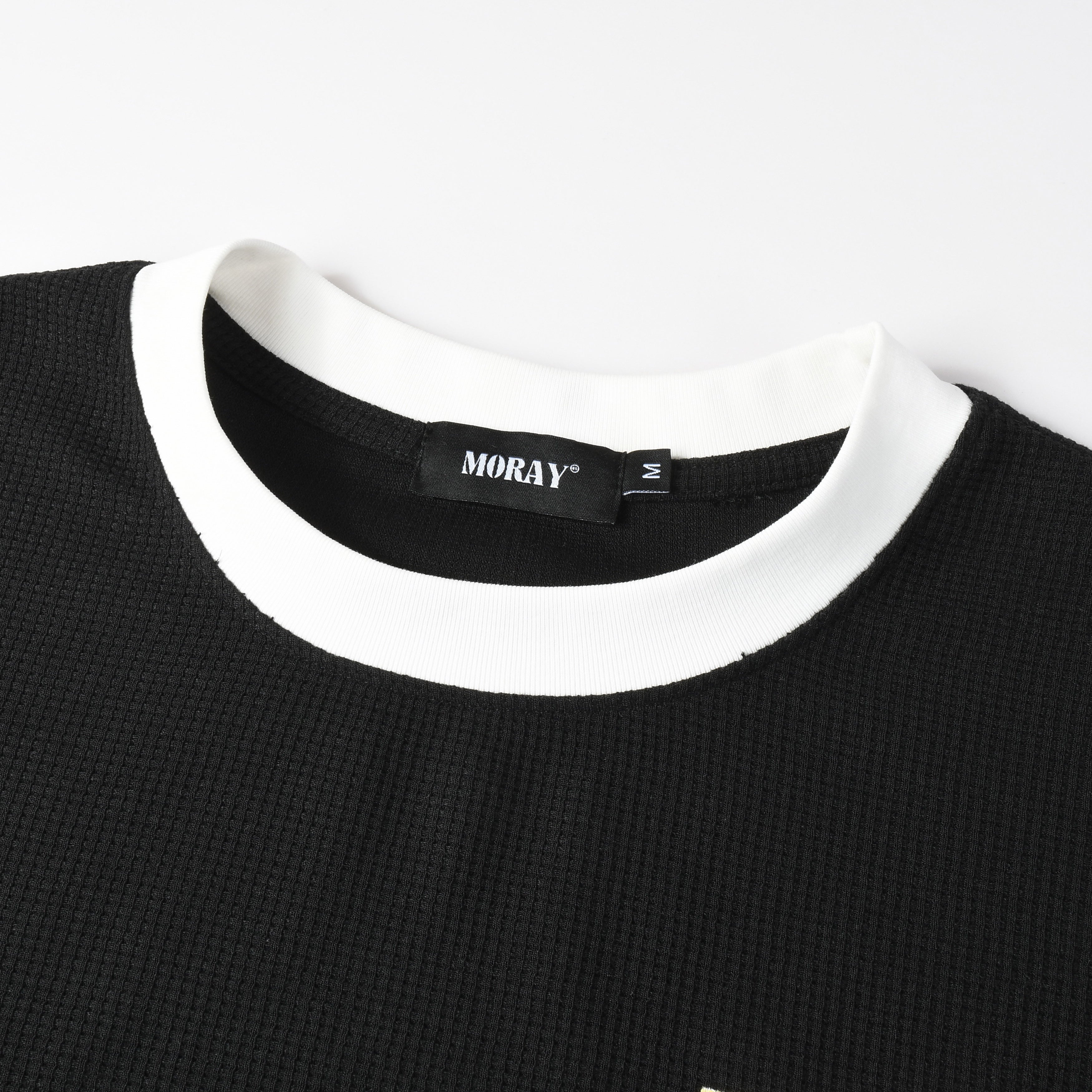 Vintage Varsity Longsleeve – Black